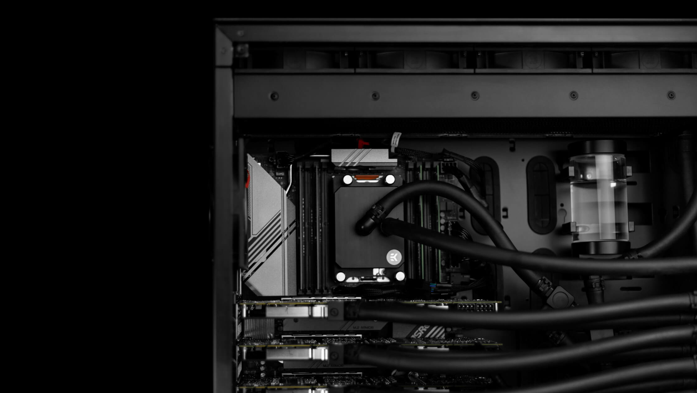 EK-Fluid Works Studio Series S5000 workstation with multiple GPUs – the ideal system for Blender Virtual production