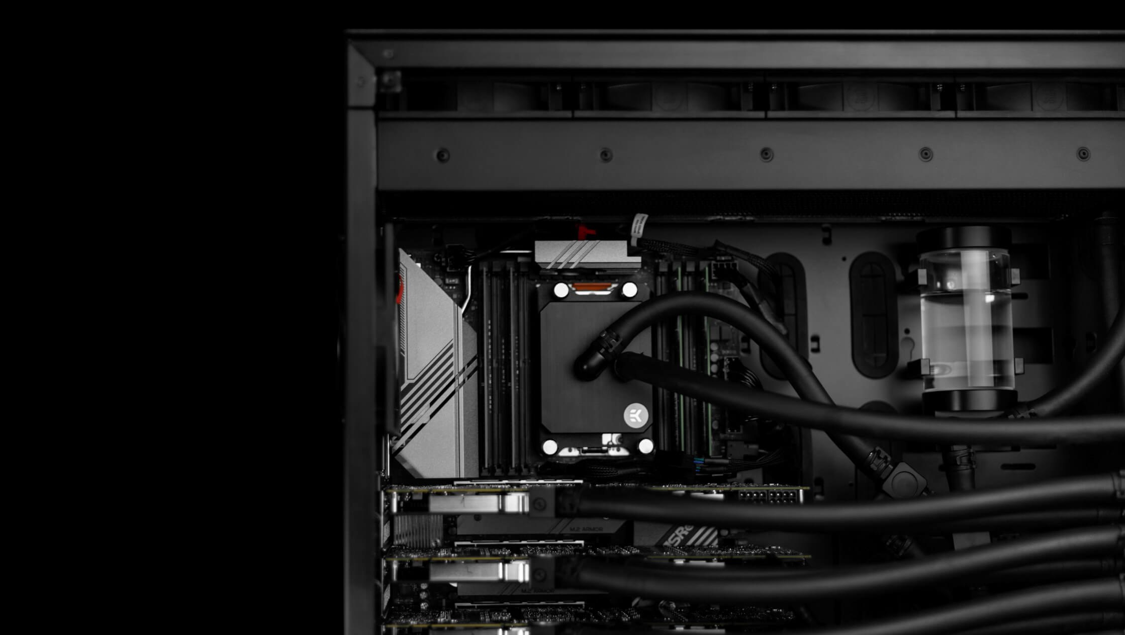 EK-Fluid Works Studio Series S5000 workstation with multiple GPUs – the ideal system for CAD Visualize